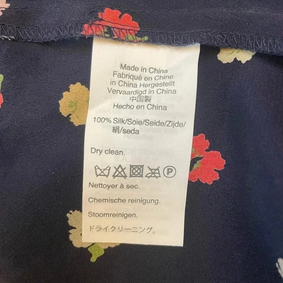 Madewell 100% silk floral blouse size 2 - Picture 8 of 8